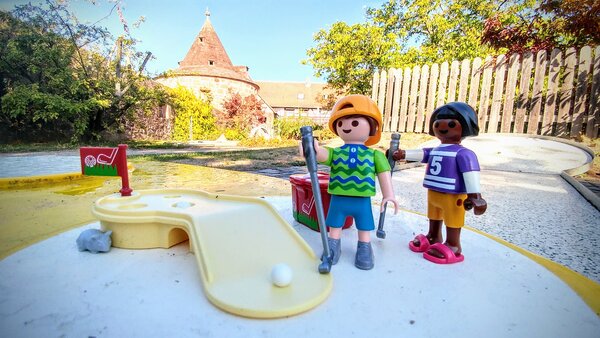 Minigolf in B&uuml;dingen