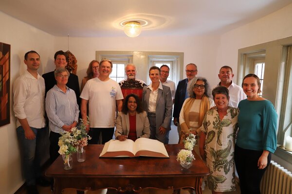 Austausch &uuml;ber touristische Strukturen B&uuml;dingen - Canavieras, BA